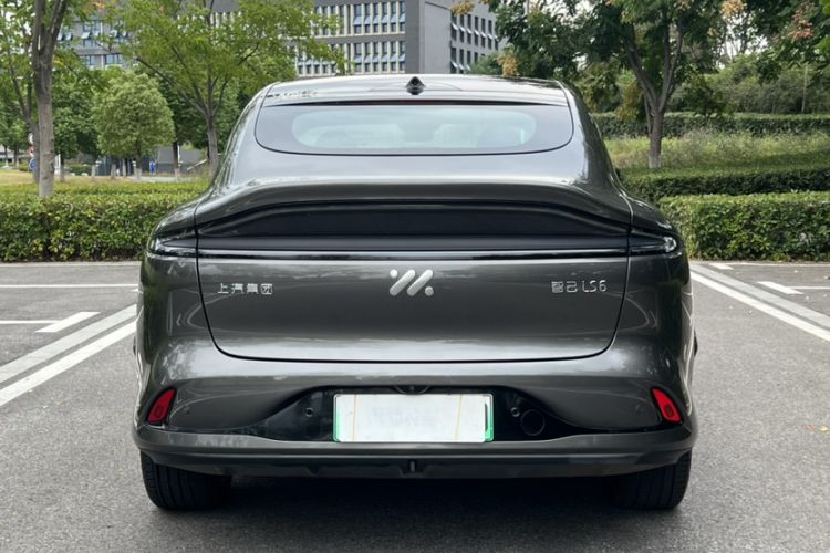 Used IM LS6 2023 Max Standard Edition Exterior 3