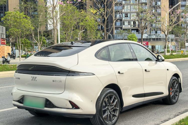 Used IM LS6 2023 Max Standard Edition Exterior 3