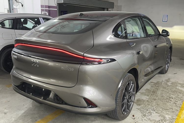 Used IM LS6 2023 Max Standard Edition Exterior 3