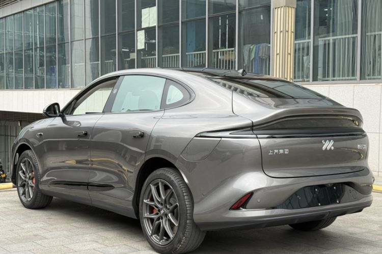 Used IM LS6 2023 Max Standard Edition Exterior 4