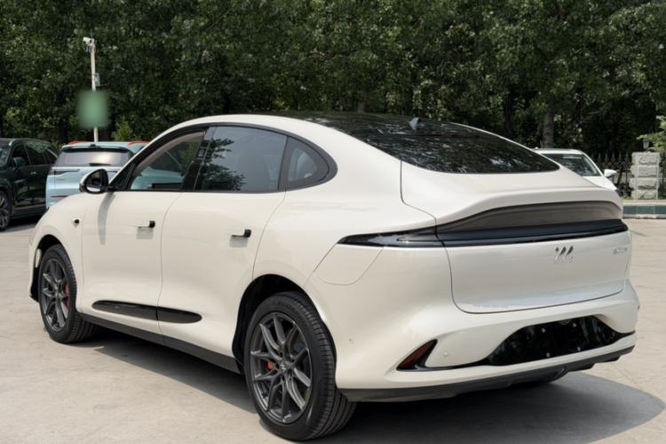 Used IM LS6 2023 Max Standard Edition Exterior 5