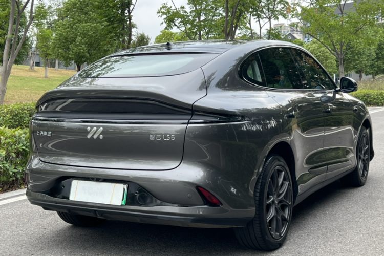 Used IM LS6 2023 Max Standard Edition Exterior 5