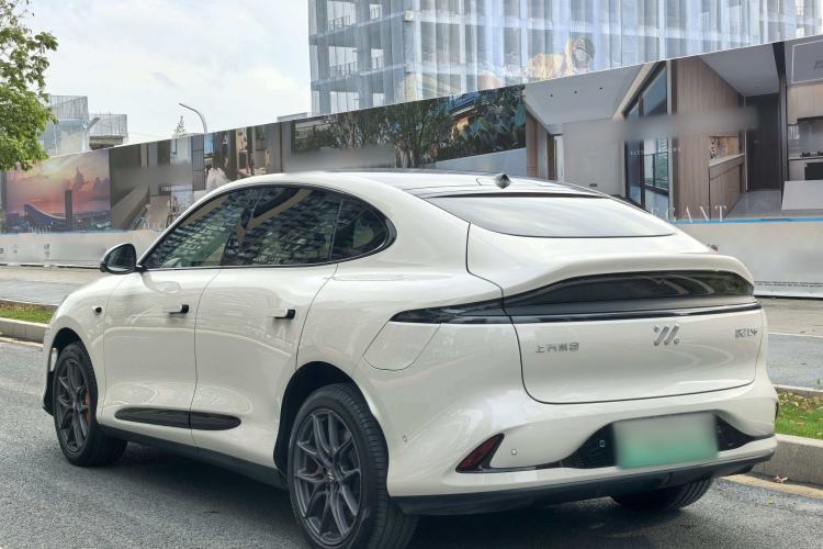 Used IM LS6 2023 Max Standard Edition Exterior 5