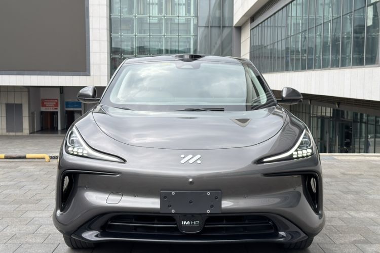 Used IM LS6 2023 Max Standard Edition Exterior 5
