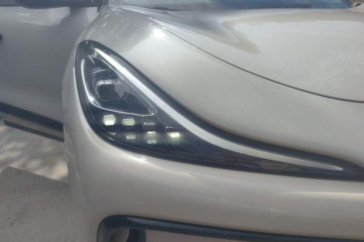 Used IM LS6 2023 Max Standard Edition Exterior 6