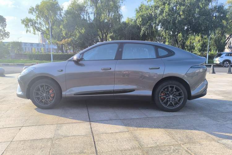 Used IM LS6 2023 Max Standard Edition Exterior 7