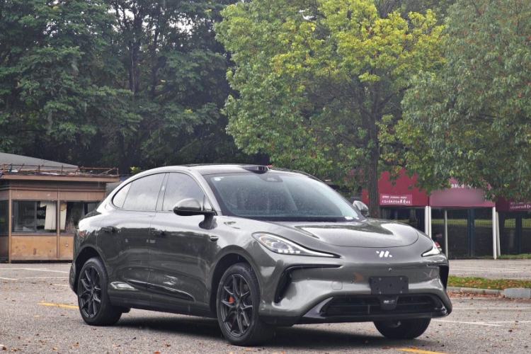 Used IM LS6 2023 Max Standard Edition Exterior 8