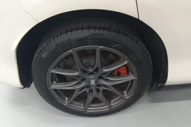 Used IM LS6 2023 Max Standard Edition Exterior 8
