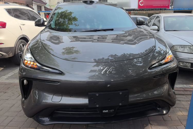 Used IM LS6 2023 Max Standard Edition Front