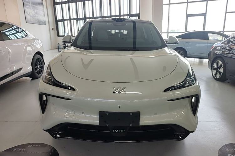 Used IM LS6 2023 Max Standard Edition Front