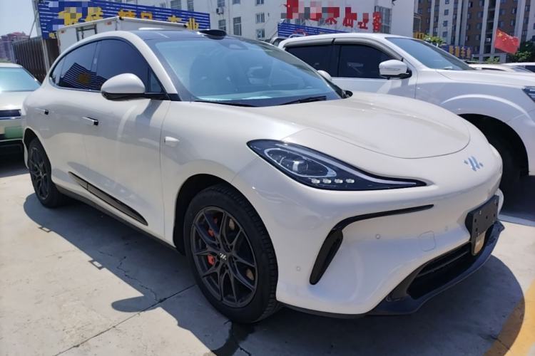 Used IM LS6 2023 Max Standard Edition Front Right 45 Deg