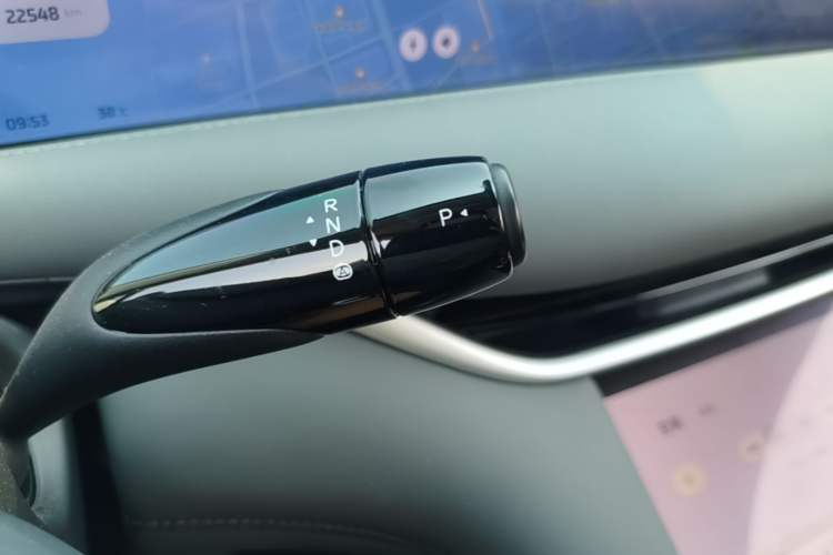 Used IM LS6 2023 Max Standard Edition Gear Lever