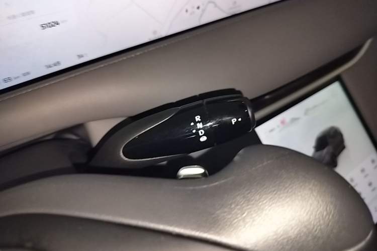Used IM LS6 2023 Max Long-Range Version Gear Lever