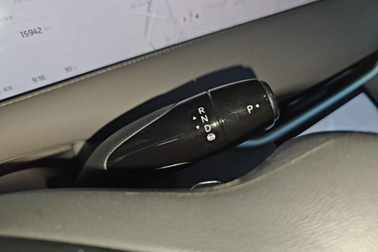 Used IM LS6 2023 Max Enhanced Performance Edition Gear Lever
