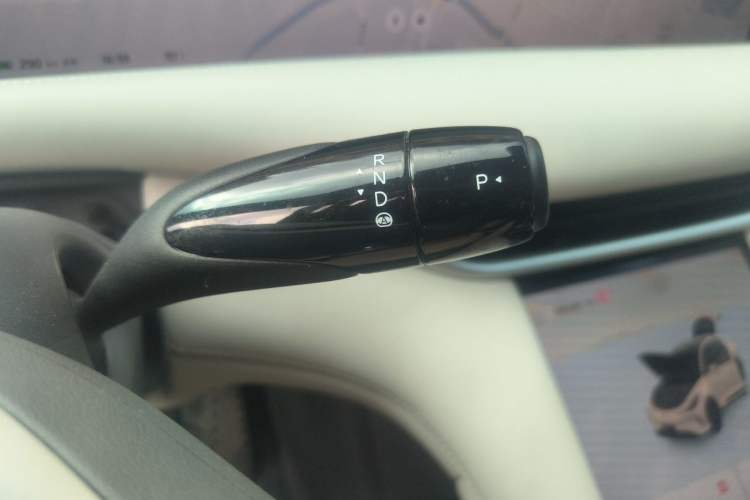 Used IM LS6 2023 Max Standard Edition Gear Lever