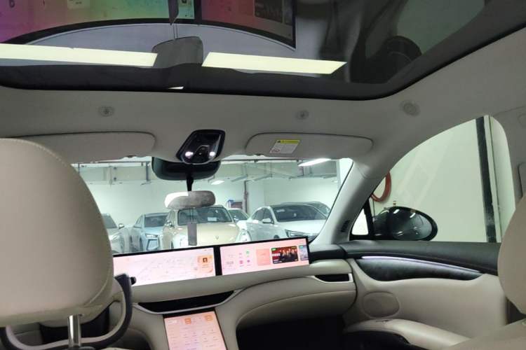 Used IM LS6 2023 Max Standard Edition Headliner