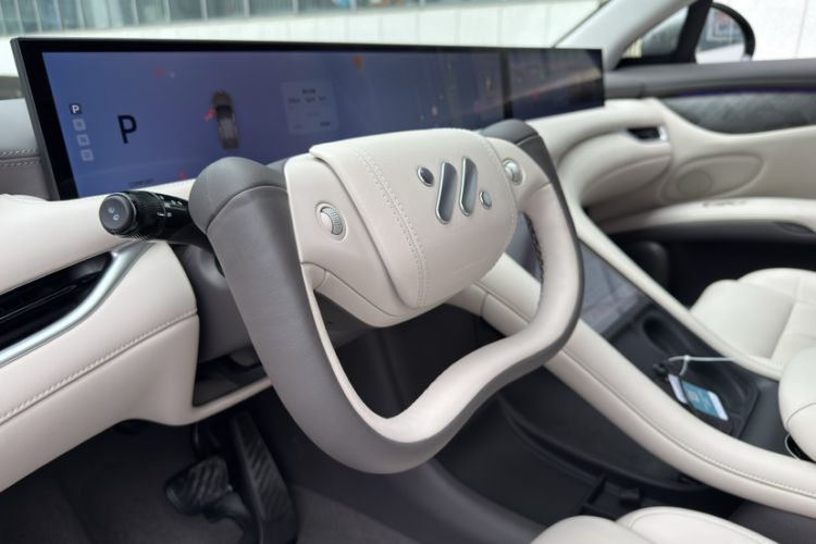 Used IM LS6 2023 Max Standard Edition Interior 2