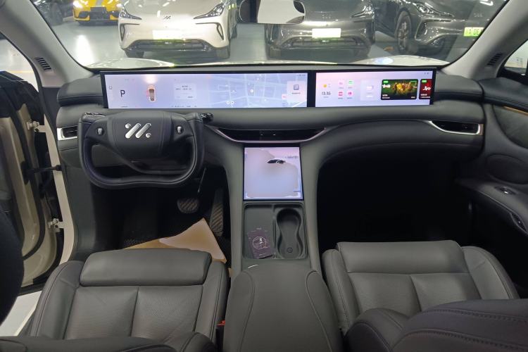 Used IM LS6 2023 Max Standard Edition Interior 2