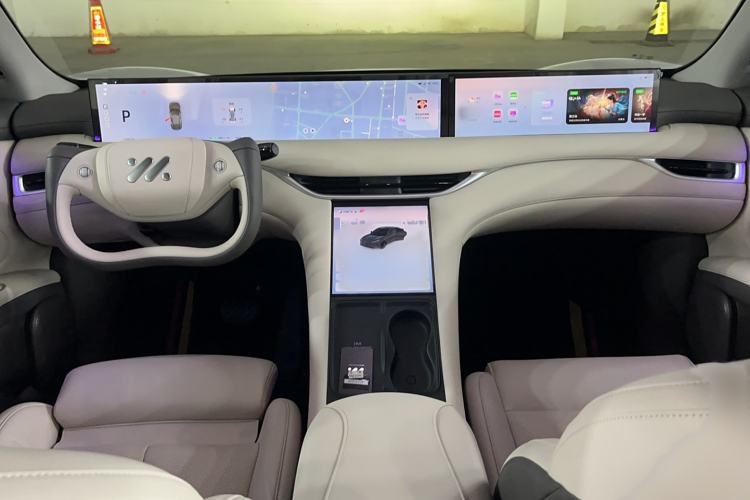 Used IM LS6 2023 Max Standard Edition Interior 3
