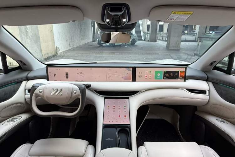 Used IM LS6 2023 Max Standard Edition Interior 3