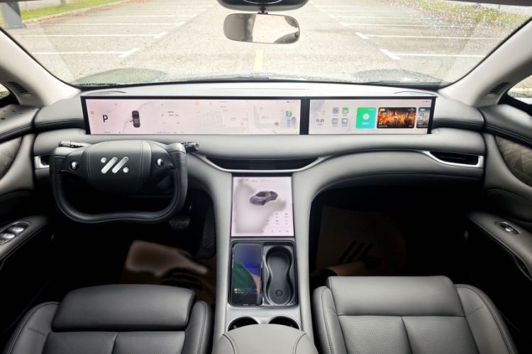 Used IM LS6 2023 Max Standard Edition Interior 4