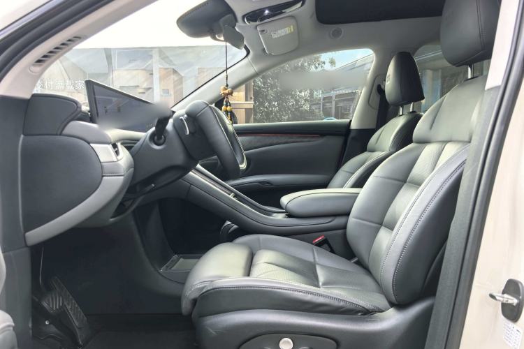 Used IM LS6 2023 Max Standard Edition Interior 5