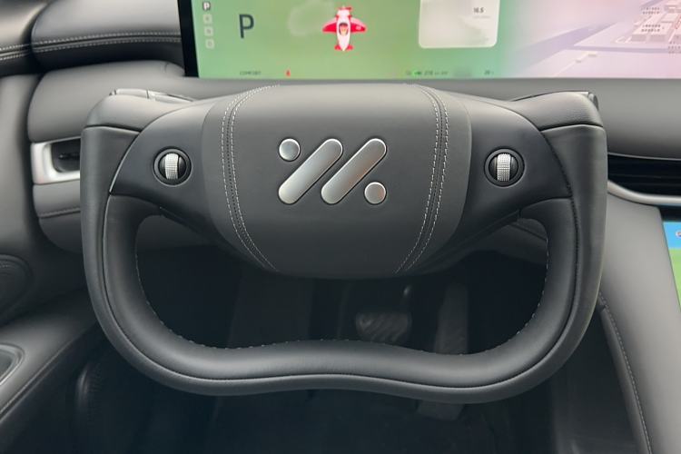 Used IM LS6 2023 Max Long-Range Version Interior 6