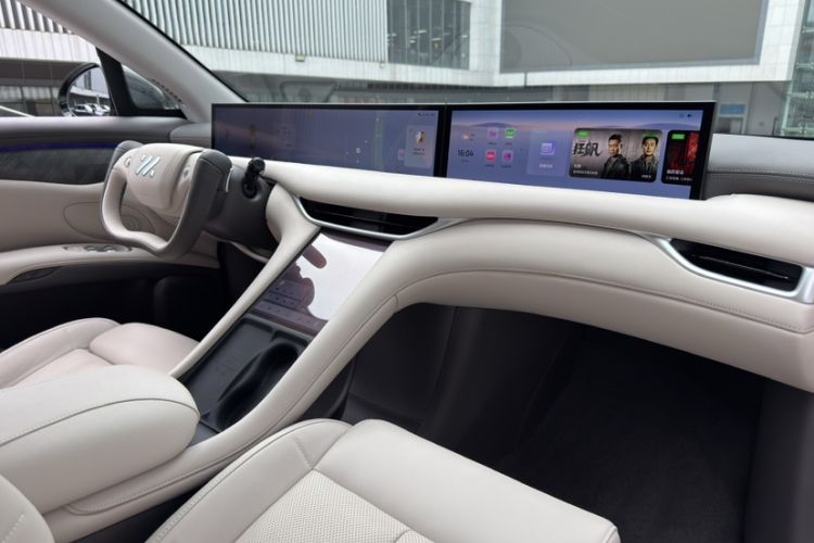 Used IM LS6 2023 Max Standard Edition Interior 7