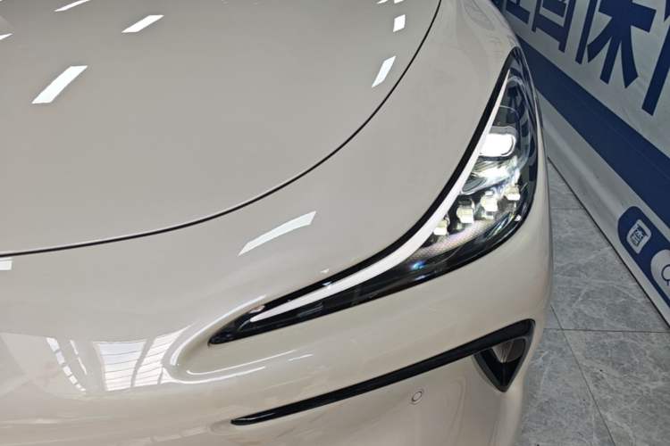 Used IM LS6 2023 Max Standard Edition Left Front Headlight