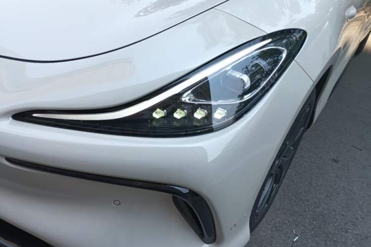 Used IM LS6 2023 Max Standard Edition Left Front Headlight