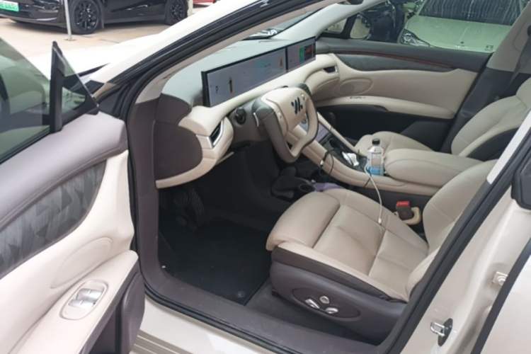 Used IM LS6 2023 Max Standard Edition Left Front Seat