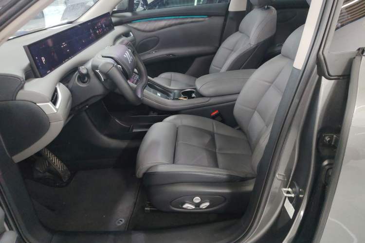Used IM LS6 2023 Max Long-Range Version Left Front Seat