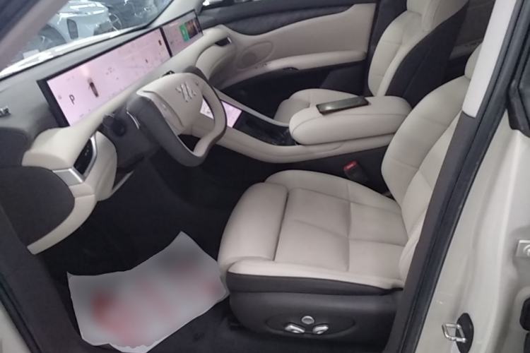 Used IM LS6 2023 Max Standard Edition Left Front Seat