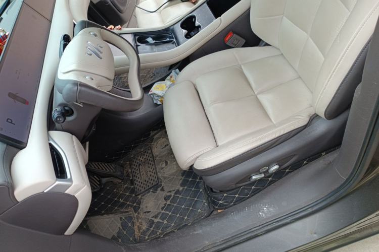 Used IM LS6 2023 Max Standard Edition Left Front Seat