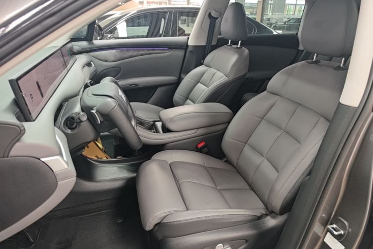 Used IM LS6 2023 Max Standard Edition Left Front Seat