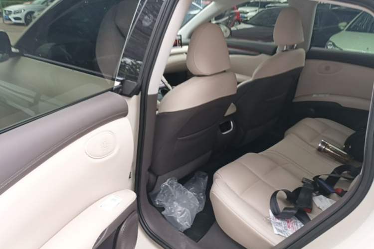 Used IM LS6 2023 Max Standard Edition Left Rear Seat