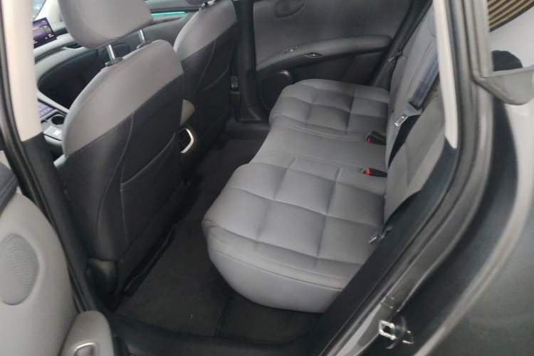 Used IM LS6 2023 Max Long-Range Version Left Rear Seat