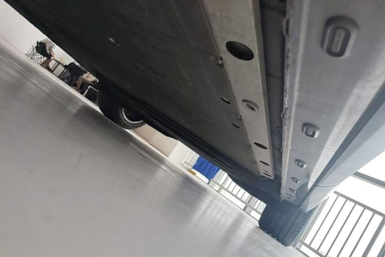 Used IM LS6 2023 Max Standard Edition Left Side Sill