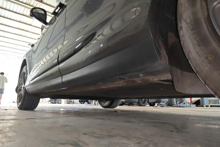 Used IM LS6 2023 Max Standard Edition Left Side Sill