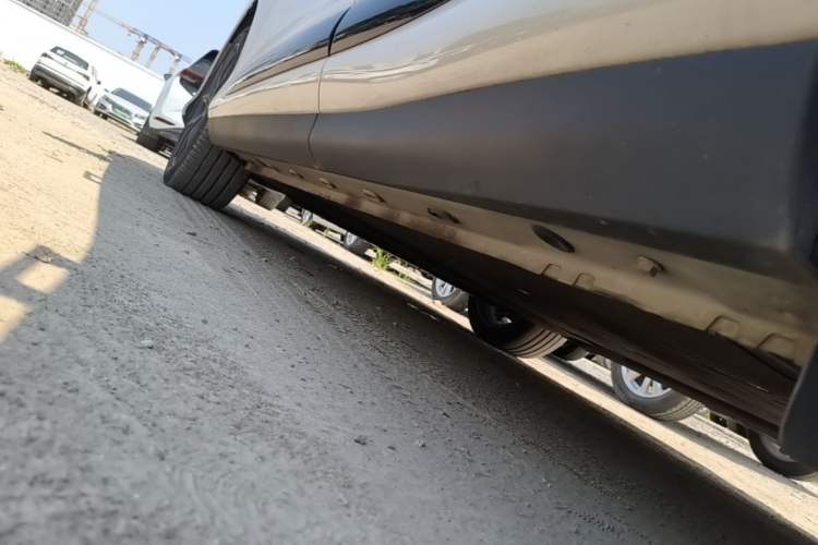 Used IM LS6 2023 Max Standard Edition Left Side Sill