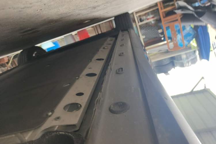 Used IM LS6 2023 Max Long-Range Version Left Side Sill