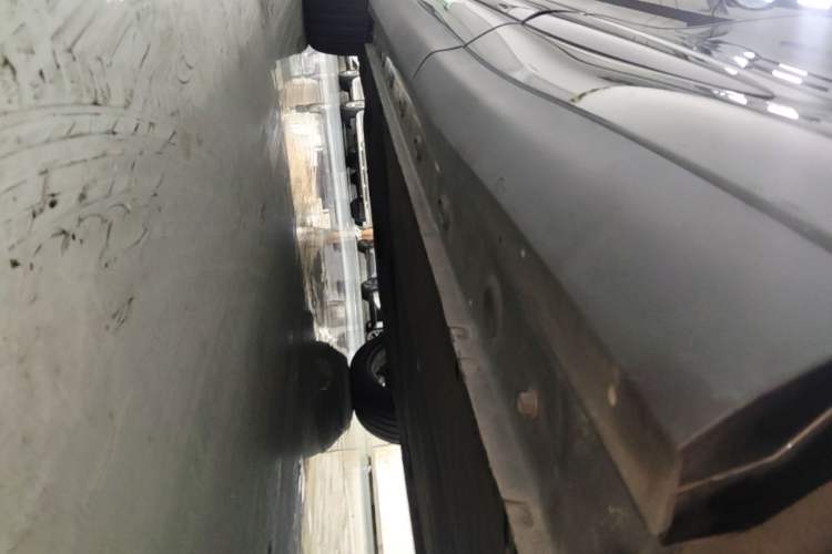 Used IM LS6 2023 Max Standard Edition Left Side Sill