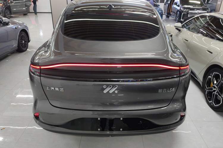 Used IM LS6 2023 Max Long-Range Version Rear