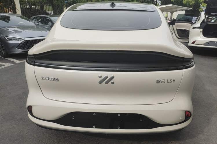 Used IM LS6 2023 Max Long-Range Version Rear