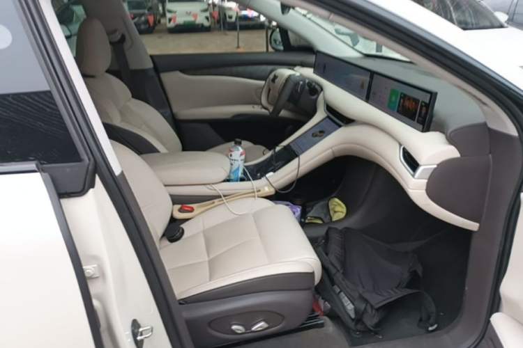 Used IM LS6 2023 Max Standard Edition Right Front Seat
