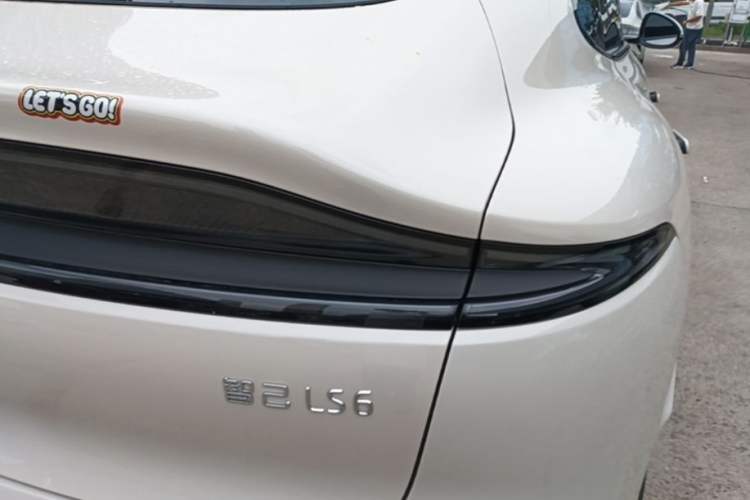 Used IM LS6 2023 Max Standard Edition Right Rear Taillight
