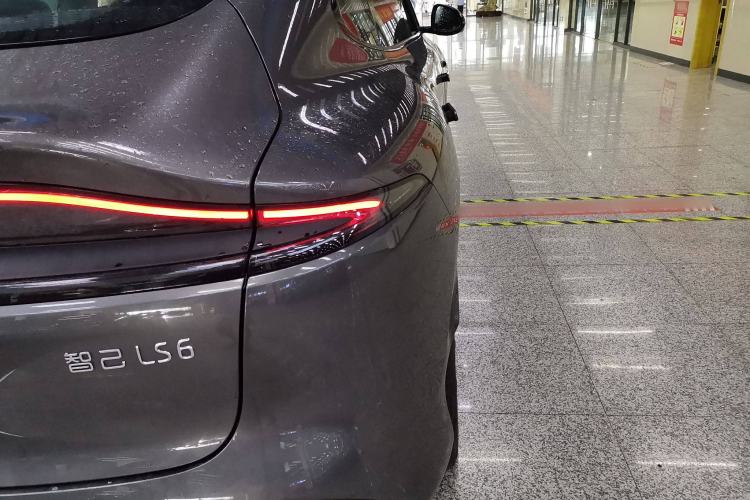 Used IM LS6 2023 Max Standard Edition Right Rear Taillight