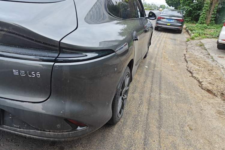 Used IM LS6 2023 Max Extended-Range Version Right Rear Taillight