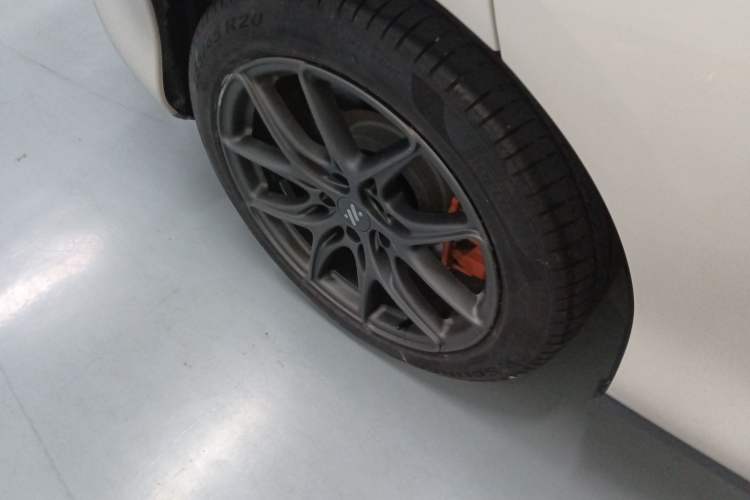 Used IM LS6 2023 Max Long-Range Version Right Rear Wheel Hub