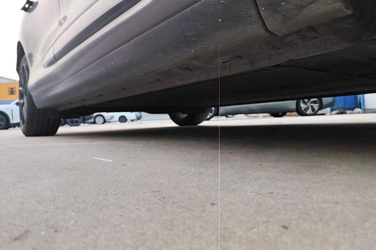 Used IM LS6 2023 Max Long-Range Version Right Side Sill